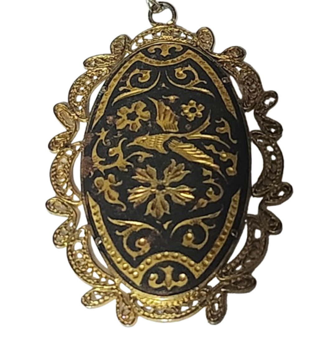 Vtg Toledo Damascene Bird Floral Pendant Necklace Gold Tone Filigree Frame 24"